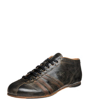 Lade das Bild in den Galerie-Viewer, CARL HÄSSNER – LIVERPOOL